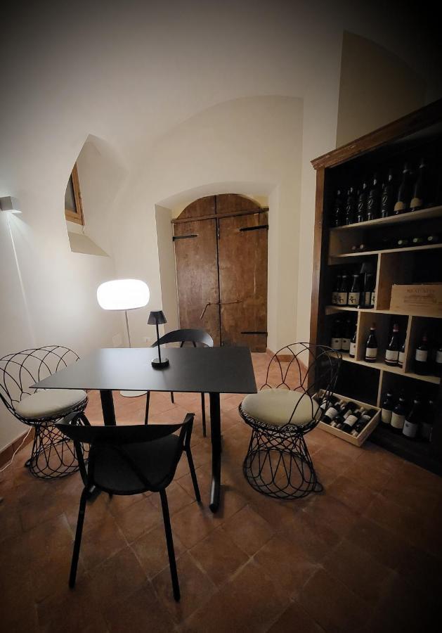 Ginevra Boutique Rooms - Palazzo Leosini - Residenze D'Epoca LʼAquila Exterior foto