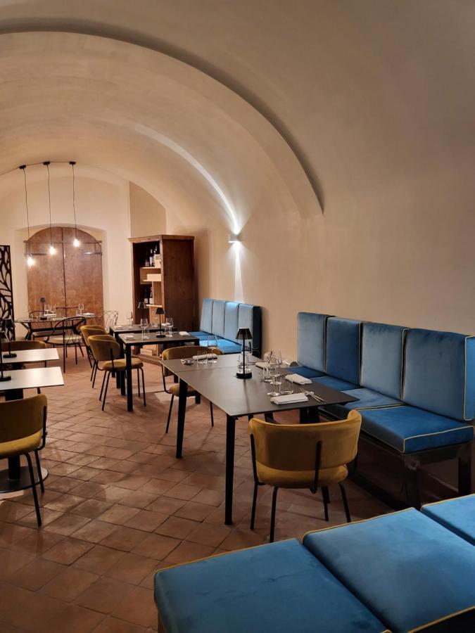 Ginevra Boutique Rooms - Palazzo Leosini - Residenze D'Epoca LʼAquila Exterior foto