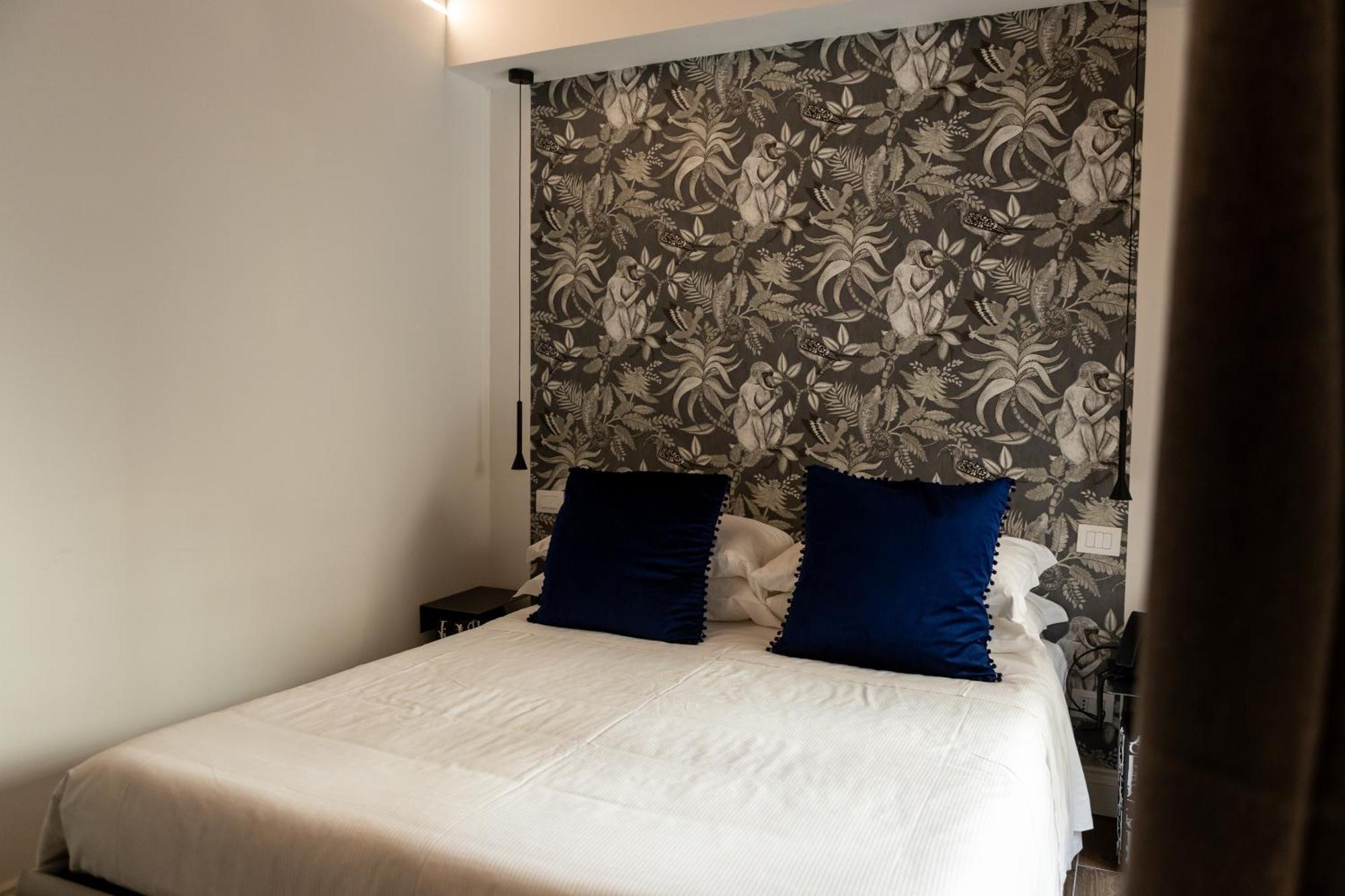 Ginevra Boutique Rooms - Palazzo Leosini - Residenze D'Epoca LʼAquila Exterior foto