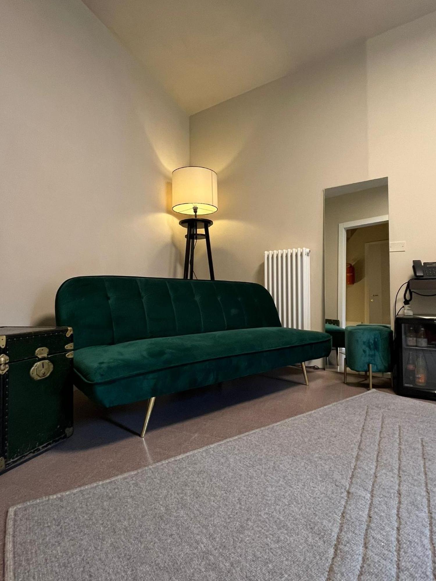 Ginevra Boutique Rooms - Palazzo Leosini - Residenze D'Epoca LʼAquila Exterior foto
