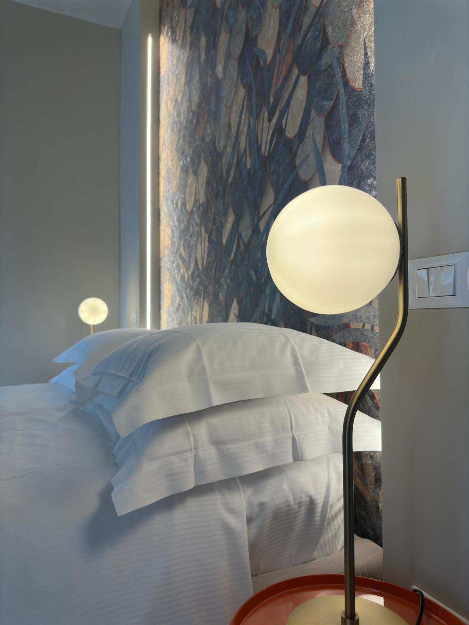 Ginevra Boutique Rooms - Palazzo Leosini - Residenze D'Epoca LʼAquila Exterior foto